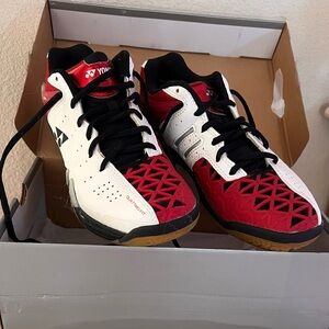 Yonex ‘Power Cushion’ SHB-01MX badminton shoes Men US 7 excellent condition